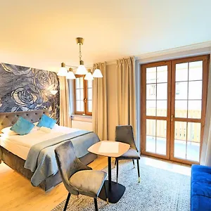  Apartment Everysky Nad Lomnica 15-15a